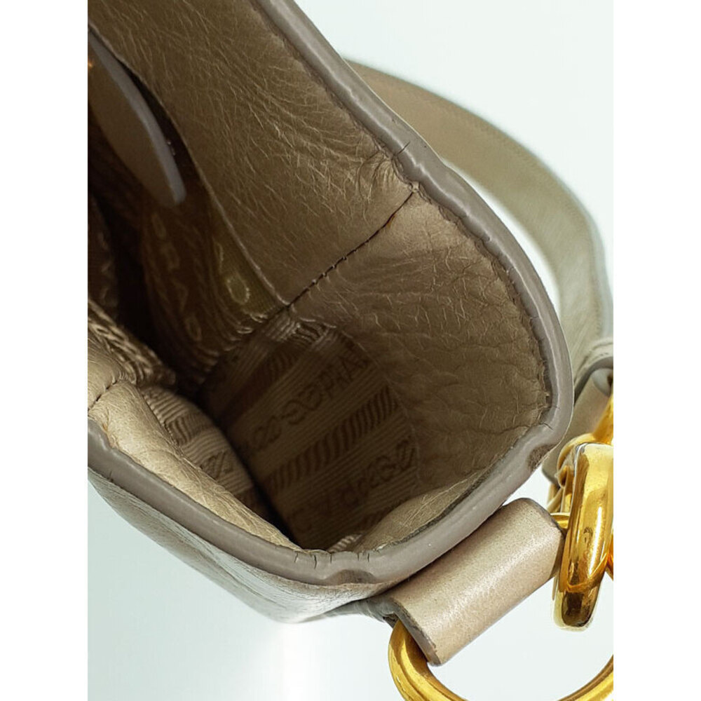 Prada Vitello Shine tote bag in Argilla Tan - Picture 5 of 9